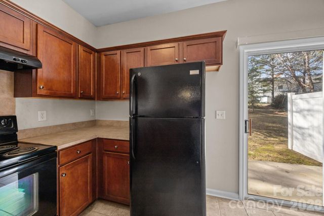 3527 Creeping Flora Lane, Charlotte, NC 28216