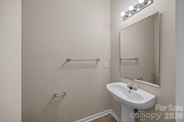 3527 Creeping Flora Lane, Charlotte, NC 28216