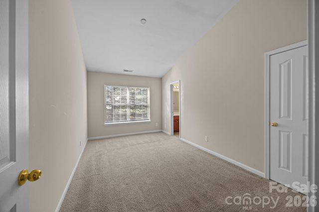 3527 Creeping Flora Lane, Charlotte, NC 28216