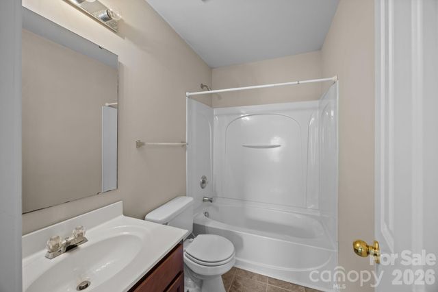 3527 Creeping Flora Lane, Charlotte, NC 28216