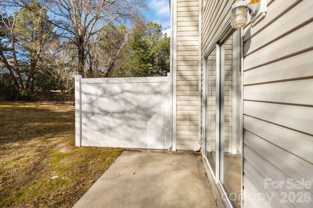 3527 Creeping Flora Lane, Charlotte, NC 28216