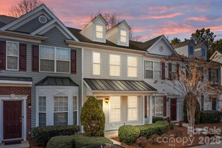 3527 Creeping Flora Lane, Charlotte, NC 28216