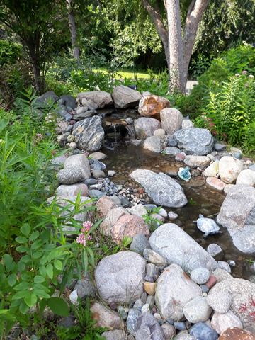 5502 Regis Trail NE, Fridley, MN 55432