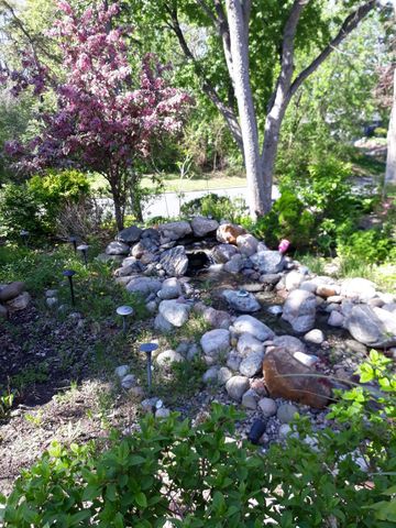 5502 Regis Trail NE, Fridley, MN 55432