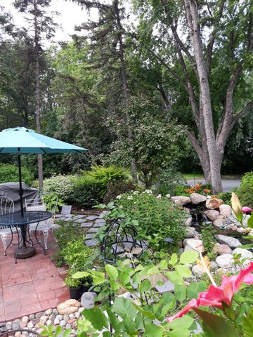 5502 Regis Trail NE, Fridley, MN 55432