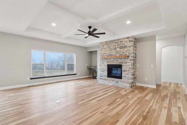 W223S9323 Oak Ridge DRIVE, Big Bend, WI 53103