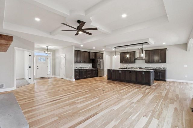 W223S9323 Oak Ridge DRIVE, Big Bend, WI 53103