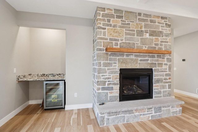 W223S9323 Oak Ridge DRIVE, Big Bend, WI 53103