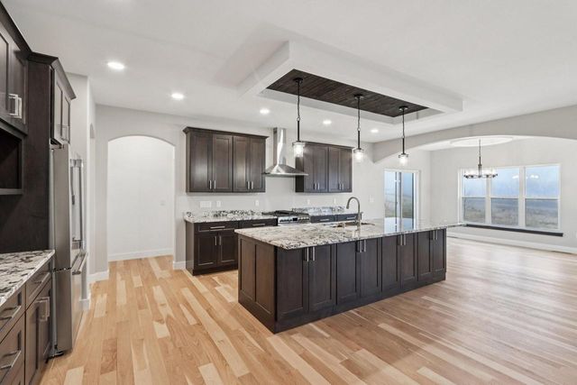 W223S9323 Oak Ridge DRIVE, Big Bend, WI 53103