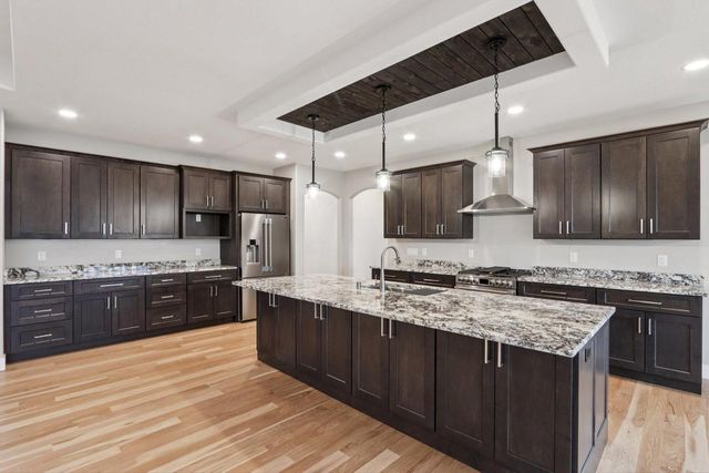 W223S9323 Oak Ridge DRIVE, Big Bend, WI 53103