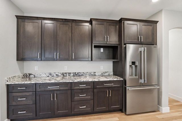 W223S9323 Oak Ridge DRIVE, Big Bend, WI 53103