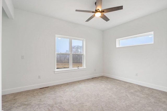 W223S9323 Oak Ridge DRIVE, Big Bend, WI 53103