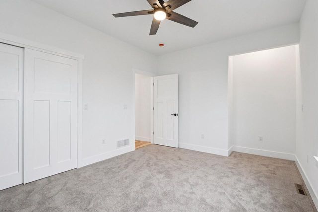 W223S9323 Oak Ridge DRIVE, Big Bend, WI 53103