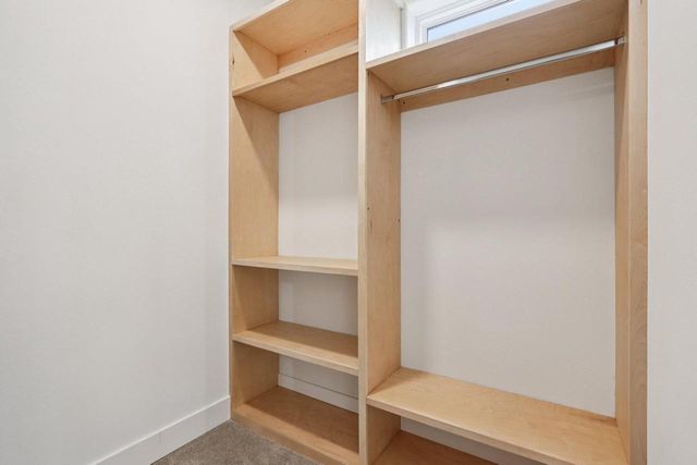 W223S9323 Oak Ridge DRIVE, Big Bend, WI 53103