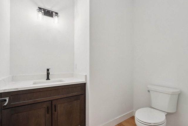 W223S9323 Oak Ridge DRIVE, Big Bend, WI 53103