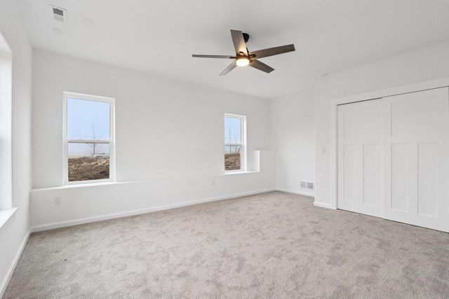 W223S9323 Oak Ridge DRIVE, Big Bend, WI 53103