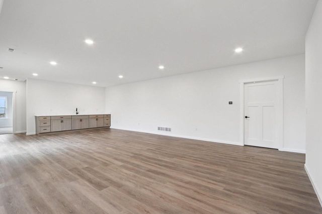 W223S9323 Oak Ridge DRIVE, Big Bend, WI 53103