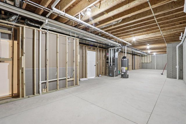 W223S9323 Oak Ridge DRIVE, Big Bend, WI 53103