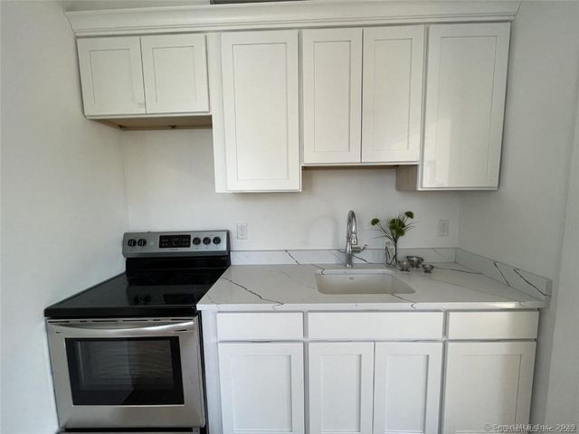 3 Betts Place 4, Norwalk, CT 06855