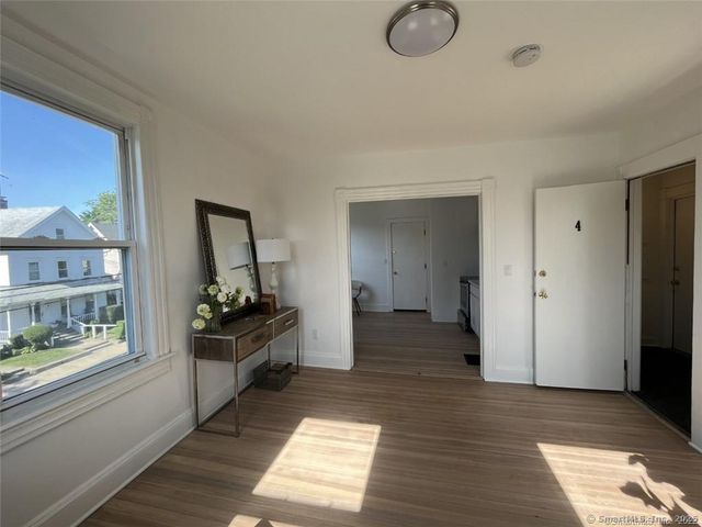3 Betts Place 4, Norwalk, CT 06855