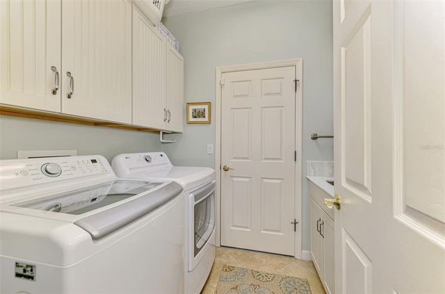 410 WELLINGTON, Venice, FL 34292