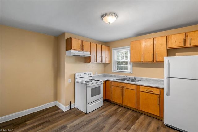 437 W 24th Street, Winston-salem, NC 27105