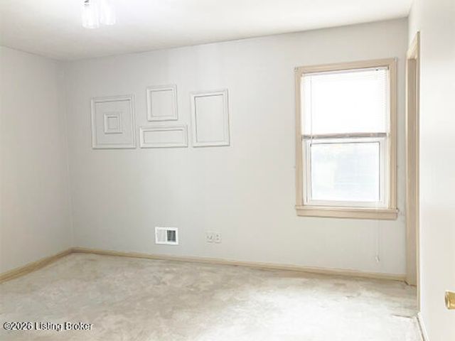 9616 Lyric Ln, Louisville, KY 40299