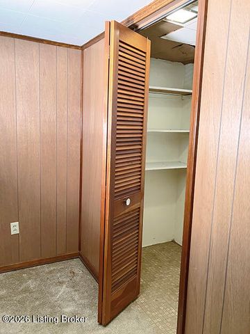 9616 Lyric Ln, Louisville, KY 40299