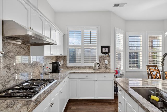 2662 Whitmore Avenue, Clovis, CA 93619