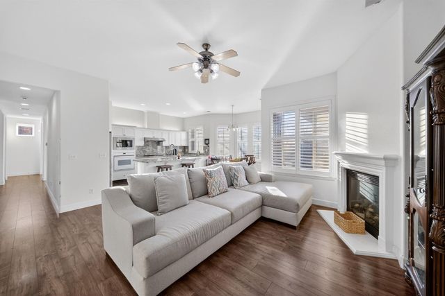 2662 Whitmore Avenue, Clovis, CA 93619