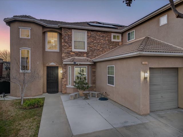 2662 Whitmore Avenue, Clovis, CA 93619