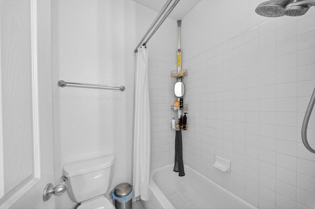 2662 Whitmore Avenue, Clovis, CA 93619