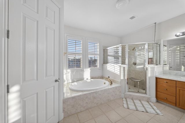 2662 Whitmore Avenue, Clovis, CA 93619