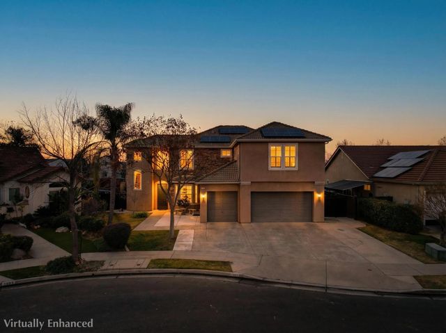 2662 Whitmore Avenue, Clovis, CA 93619