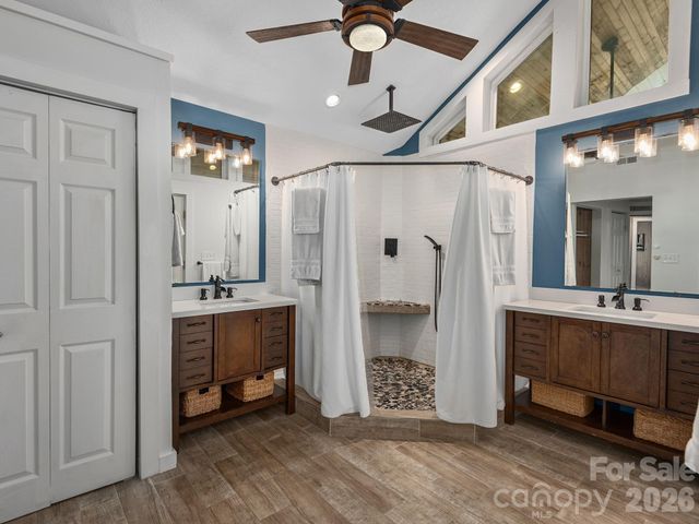 153 Windalier Lane, Waynesville, NC 28786