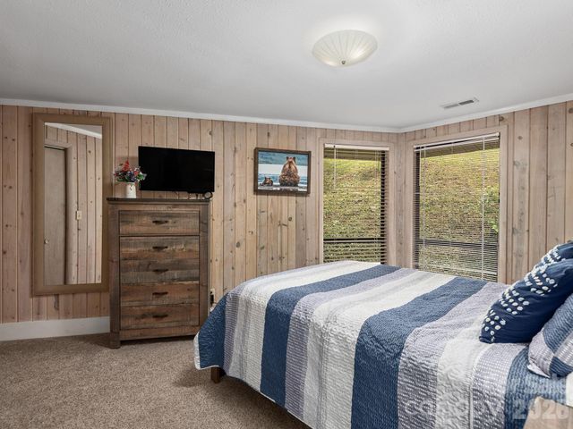 153 Windalier Lane, Waynesville, NC 28786
