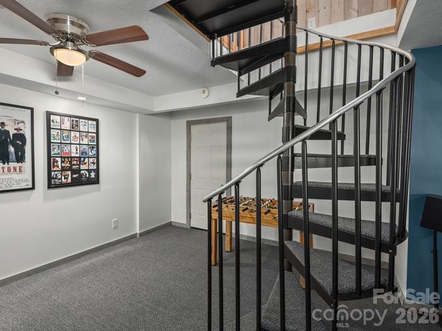 153 Windalier Lane, Waynesville, NC 28786