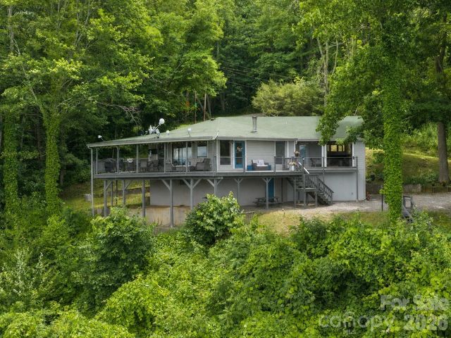 153 Windalier Lane, Waynesville, NC 28786