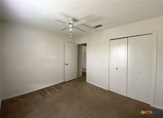4800 Rainbow Circle B, Killeen, TX 76543