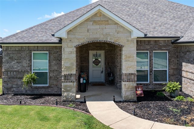 538 Limestone Circle, Mabank, TX 75147