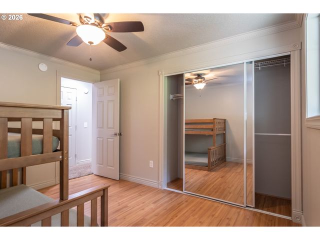 540 GARDEN GROVE Dr, Roseburg, OR 97471