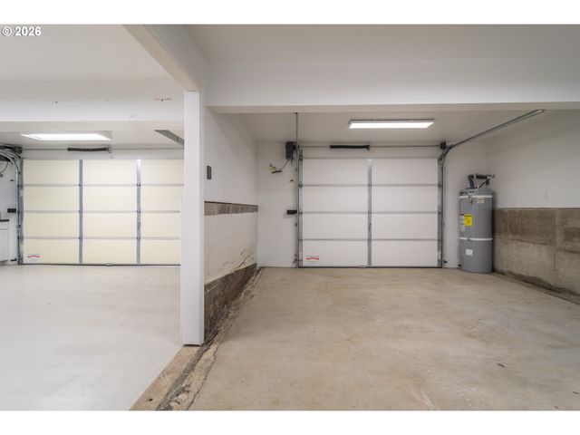 540 GARDEN GROVE Dr, Roseburg, OR 97471