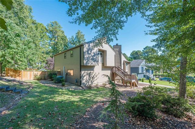 2220 Rock Ridge Road, Marietta, GA 30062