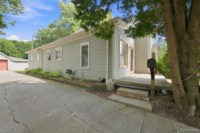 79 Dennison Street, Oxford, MI 48371