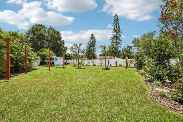 14309 BRENTWOOD DRIVE, Tampa, FL 33618