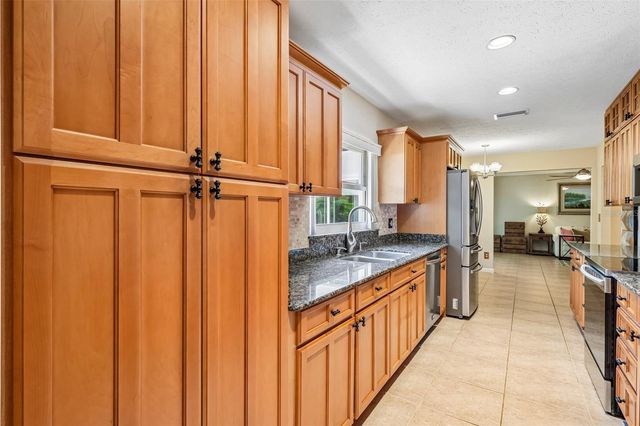 14309 BRENTWOOD DRIVE, Tampa, FL 33618