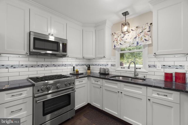 2710 FLINTSTONE RD, Freeland, MD 21053
