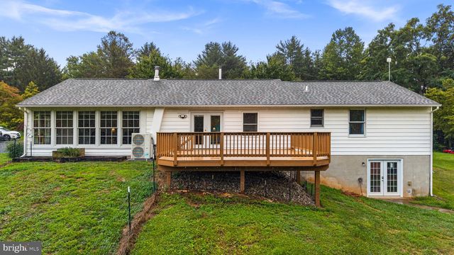 2710 FLINTSTONE RD, Freeland, MD 21053