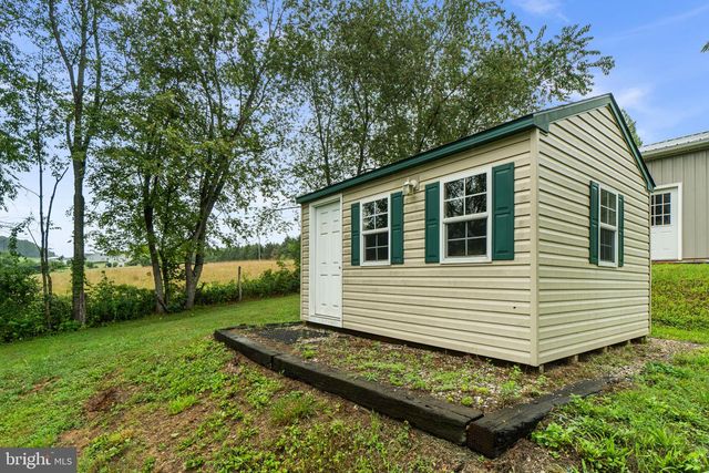 2710 FLINTSTONE RD, Freeland, MD 21053