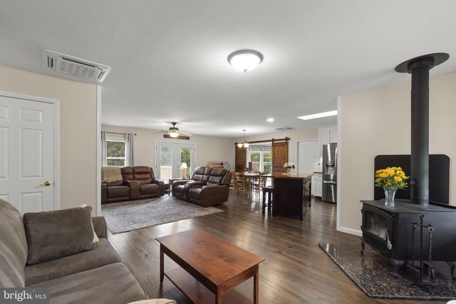 2710 FLINTSTONE RD, Freeland, MD 21053